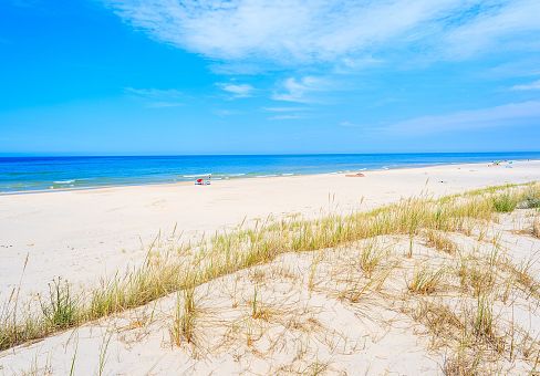 Szerokie złociste plaże